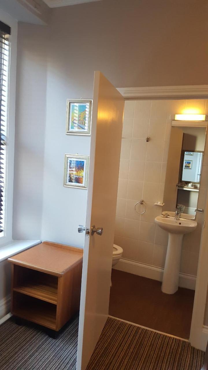 The York Hotel Weston-super-Mare Bagian luar foto